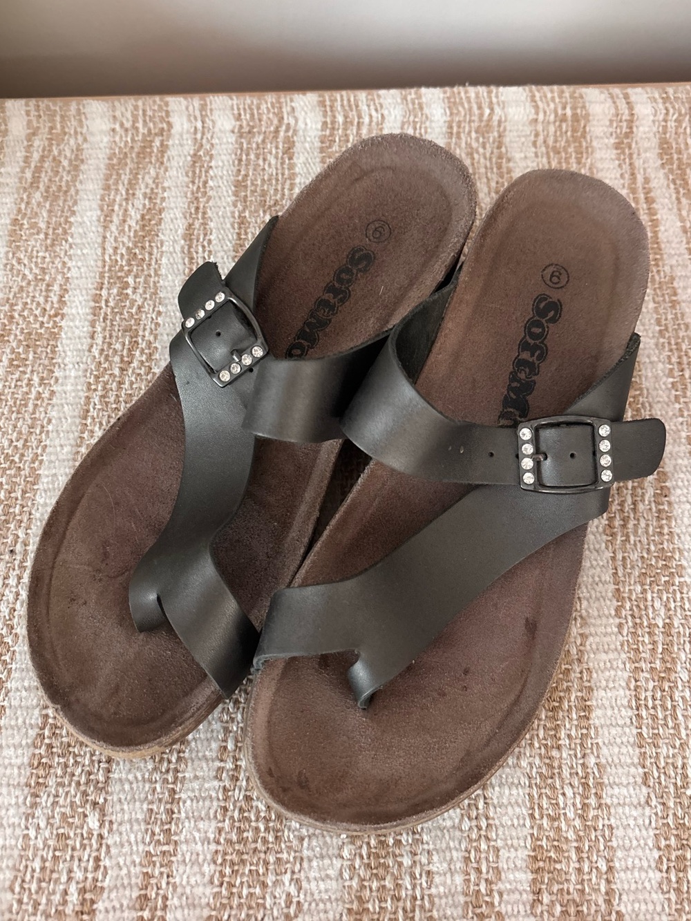 Softmoc Women’s Sandals Size 9 Studded Glitter Buckles